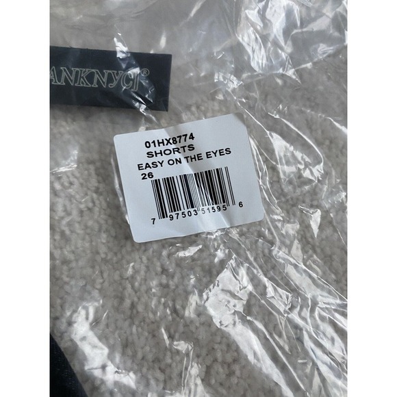 Blank NYC Shorts Denim Women Size 26 Black EBC - Picture 4 of 16